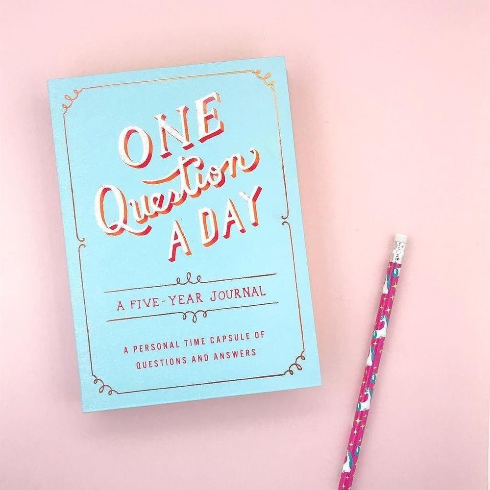 Question a Day: A 5-Year Journal & Personal Time Capsule. Brand New- Great Gift!